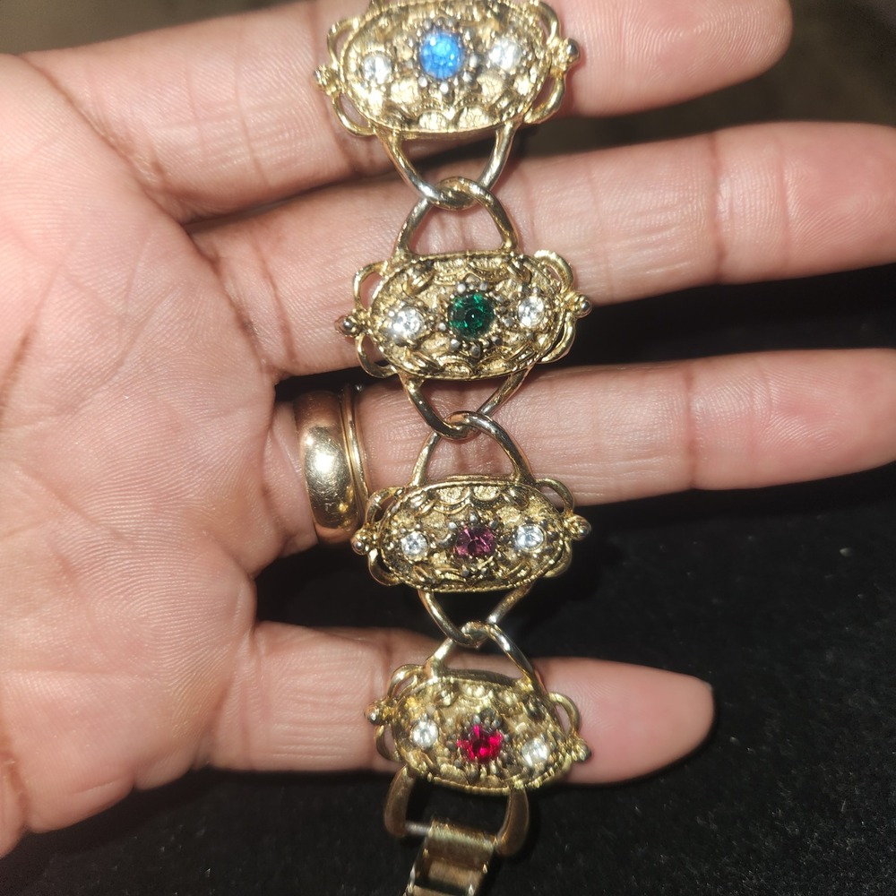 Vintage Gold Tone Bracelet Multi Color cabochons Link Chain Clasp